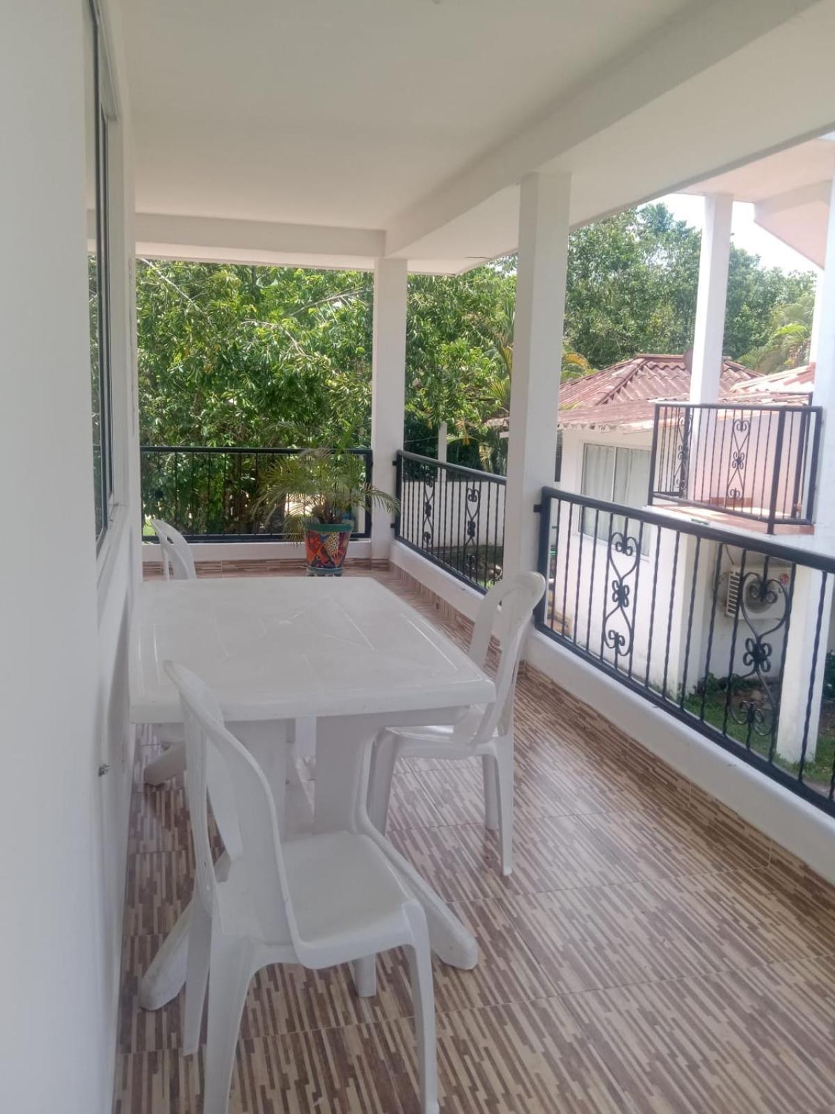 Hotel Campestre Mastranto Вильявисенсио Экстерьер фото