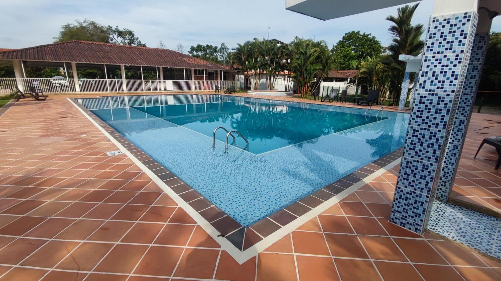 Hotel Campestre Mastranto Вильявисенсио Экстерьер фото