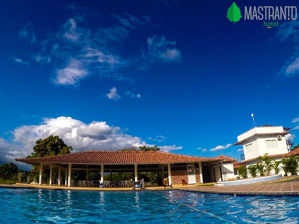 Hotel Campestre Mastranto Вильявисенсио Экстерьер фото