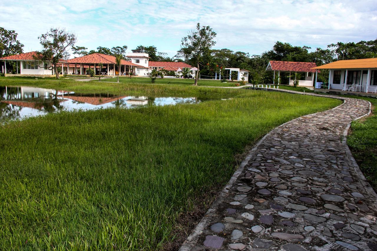 Hotel Campestre Mastranto Вильявисенсио Экстерьер фото